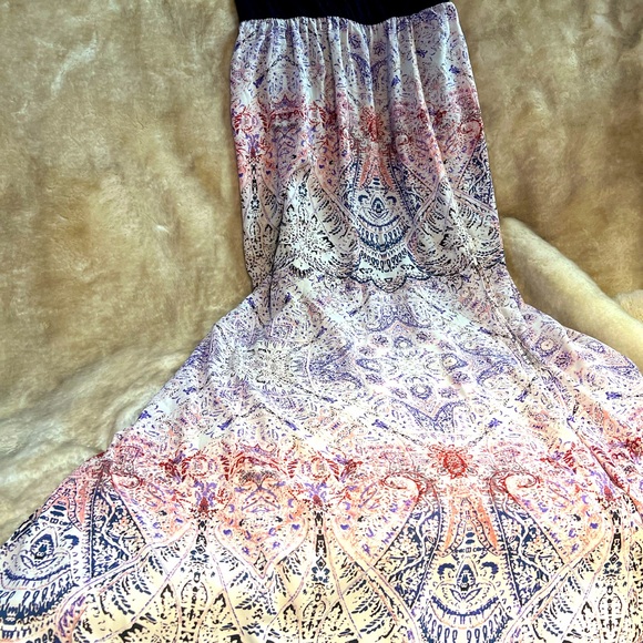 Design Lab tube top gown with paisley pattern size medium. - Picture 3 of 7